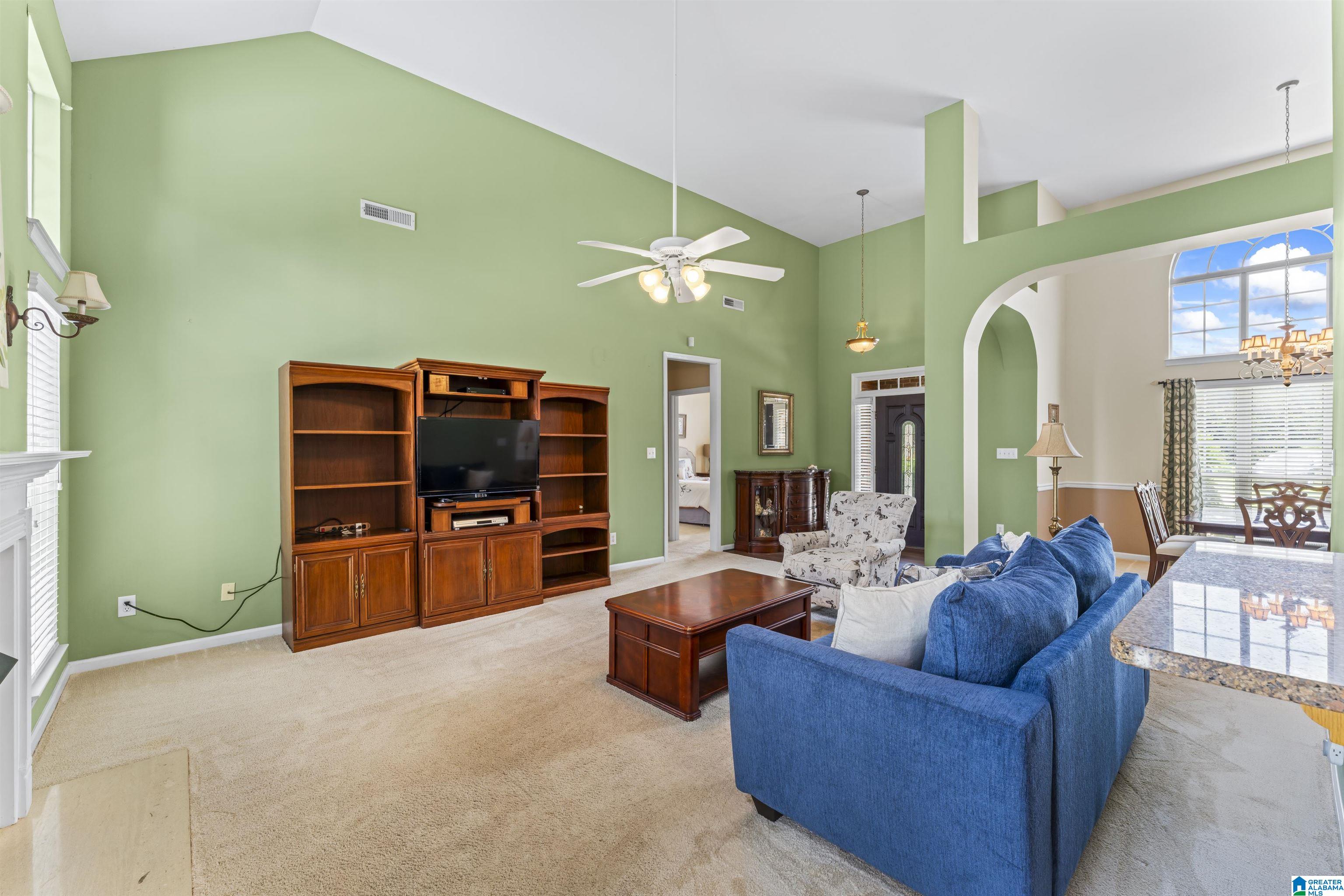 290 Victoria Station Alabaster, AL 35114 - Photo 9 of 46
