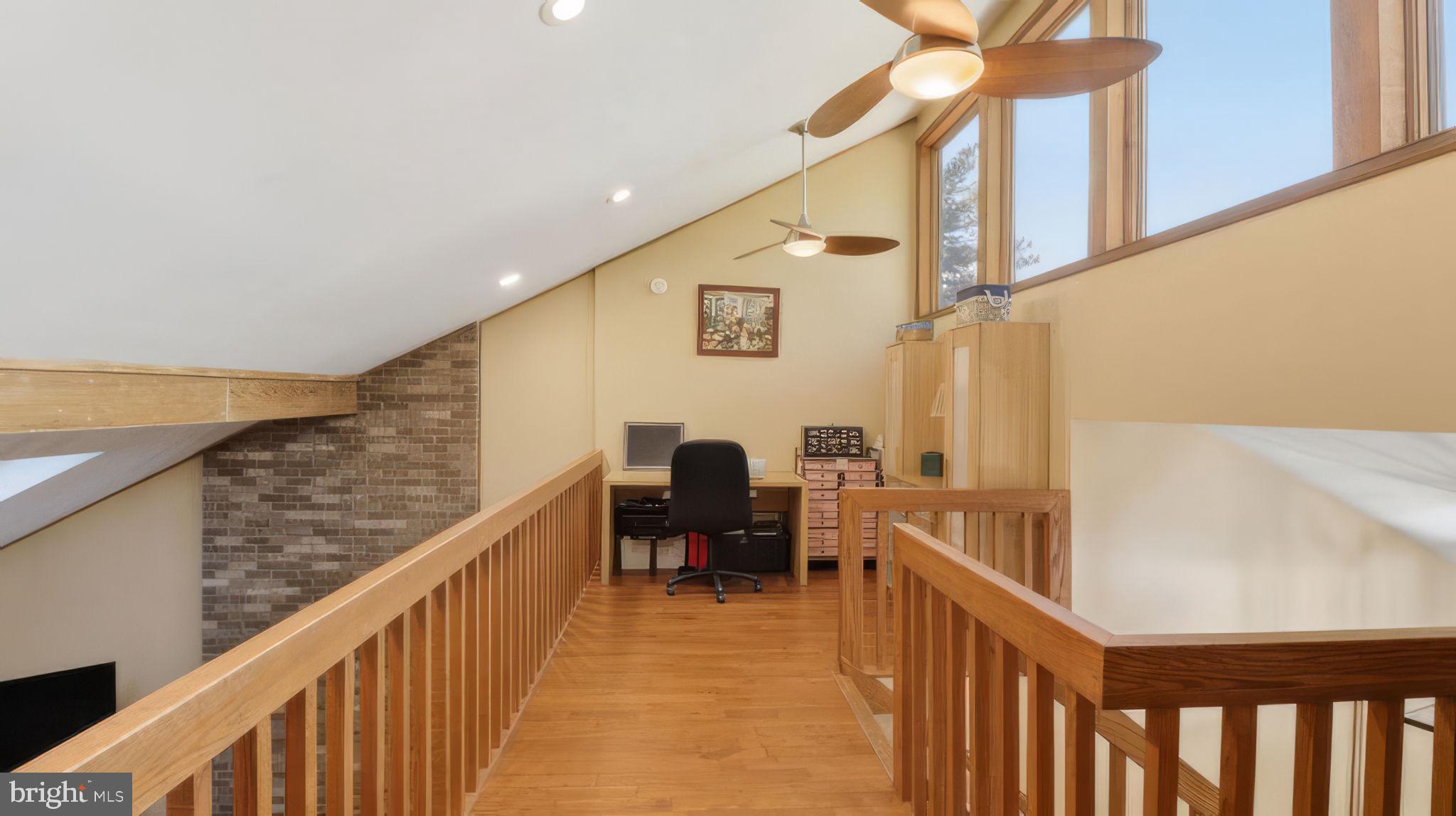 2185 Sams Creek Road Westminster, MD 21157 - Photo 21 of 56 Upper Loft