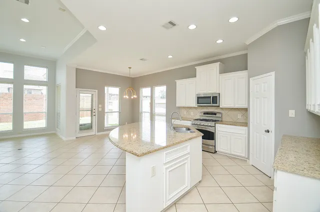 $499,800 | 3910 Jade Cove Lane, Sugar Land, TX 77479