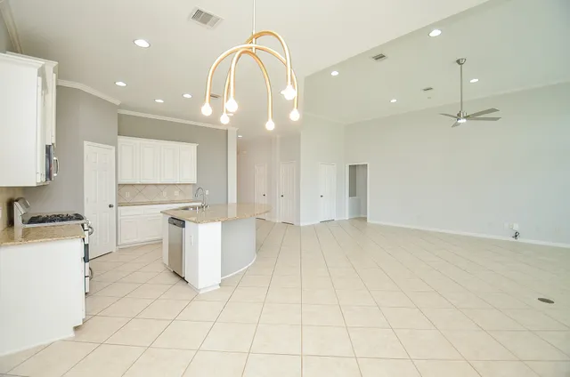 $499,800 | 3910 Jade Cove Lane, Sugar Land, TX 77479