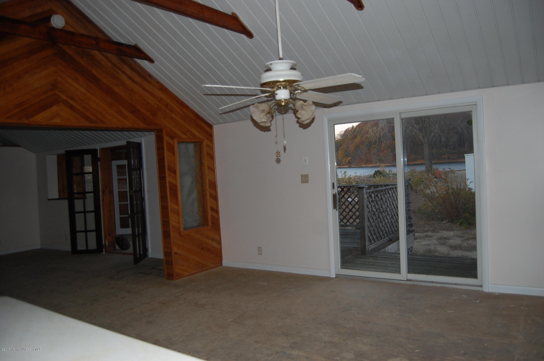 142 Black Point Road, Unit E7 Rumson, NJ 07760 - Photo 16 of 20 Sliding doors from living great room:din