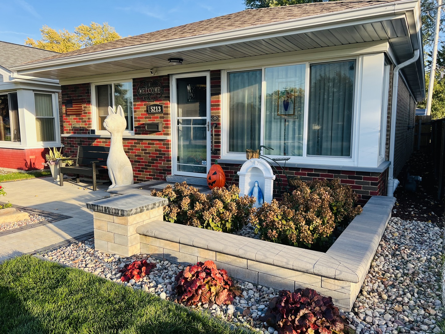 5213 State Road Burbank, IL 60459 - Photo 2 of 23