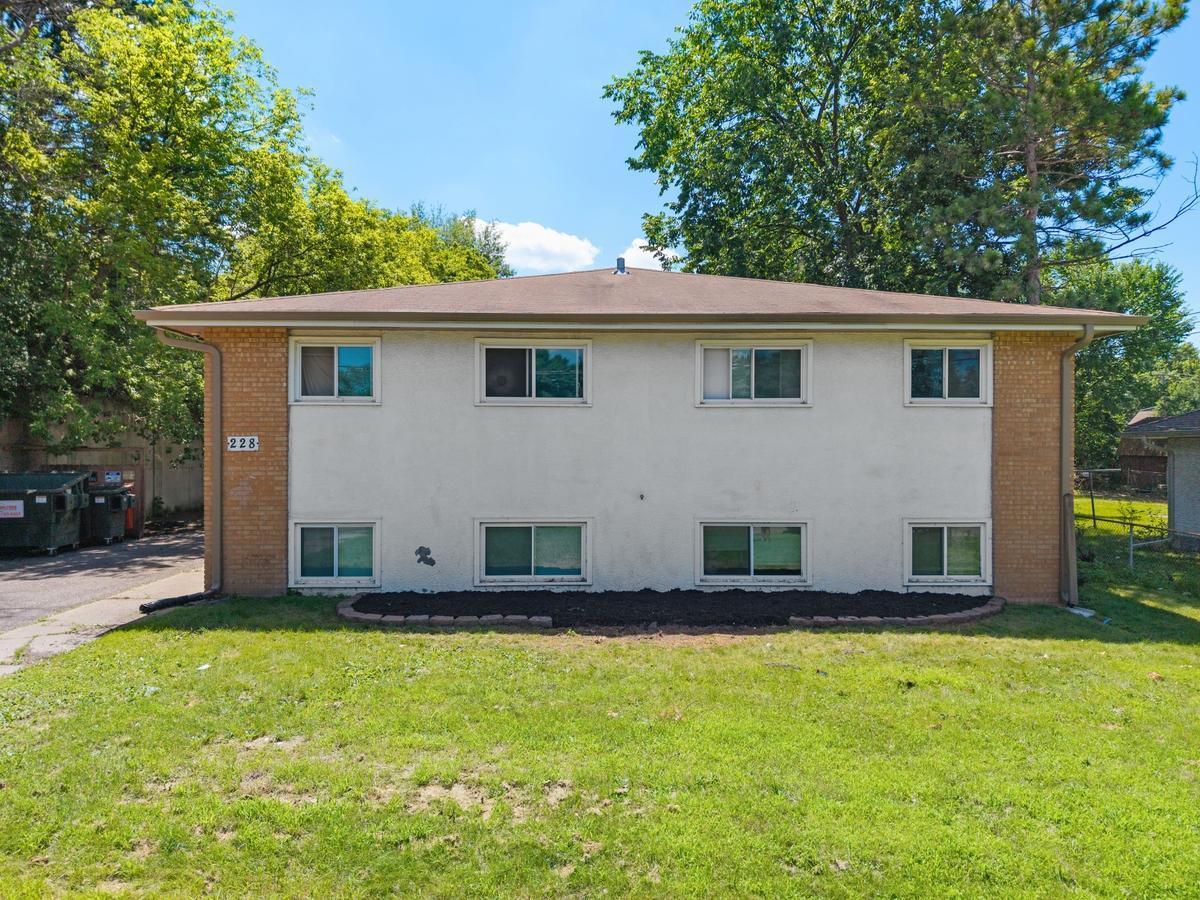 228 40th Ave Northeast  