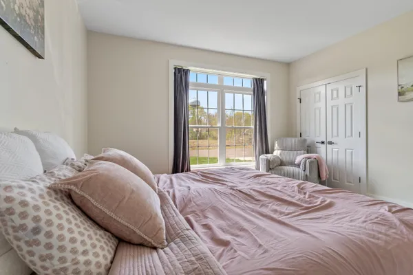 $375,000 | 245 Auseon Court, Hillsdale, MI 49242