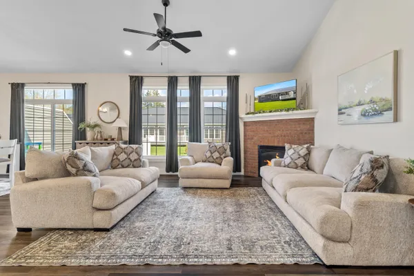$375,000 | 245 Auseon Court, Hillsdale, MI 49242