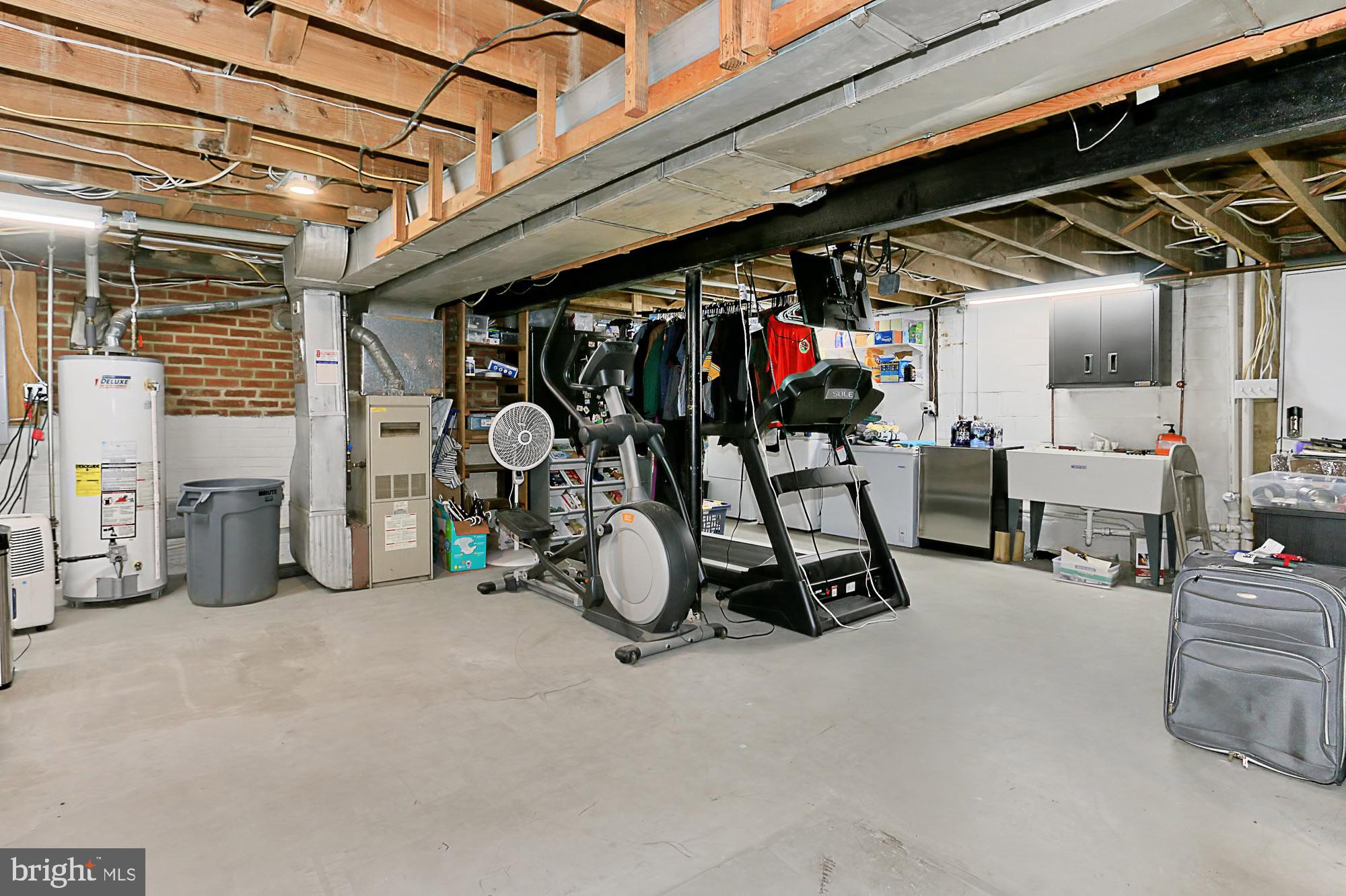 5906 Craig Street Springfield, VA 22150 - Photo 30 of 54 Basement