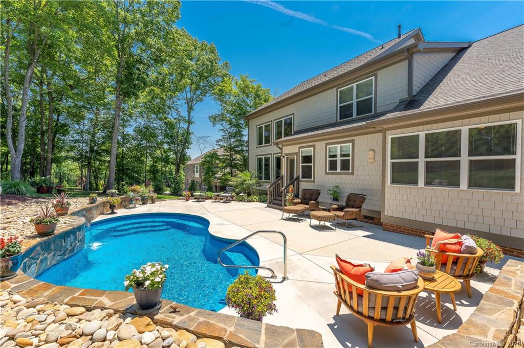111 Overlook Ridge Lane Davidson, NC 28036 - Photo 3 of 42 Gallery Image 3