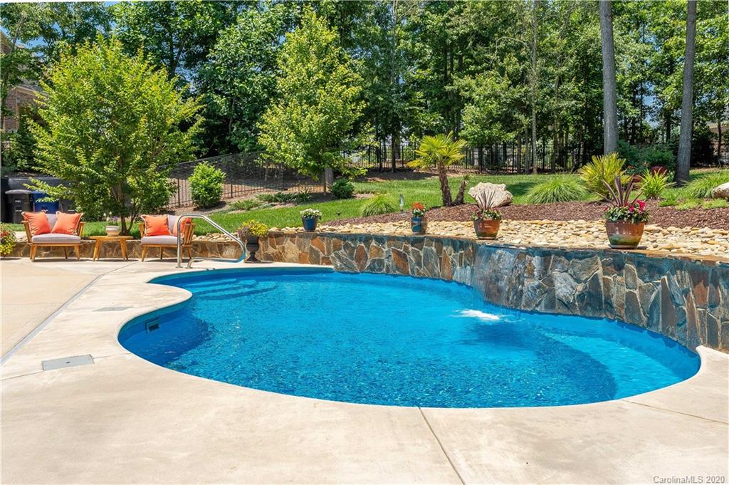 111 Overlook Ridge Lane Davidson, NC 28036 - Photo 8 of 42 Gallery Image 8