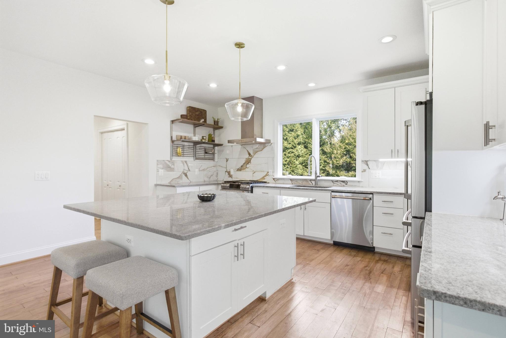 11306 Vale Road Oakton, VA 22124 - Photo 15 of 74