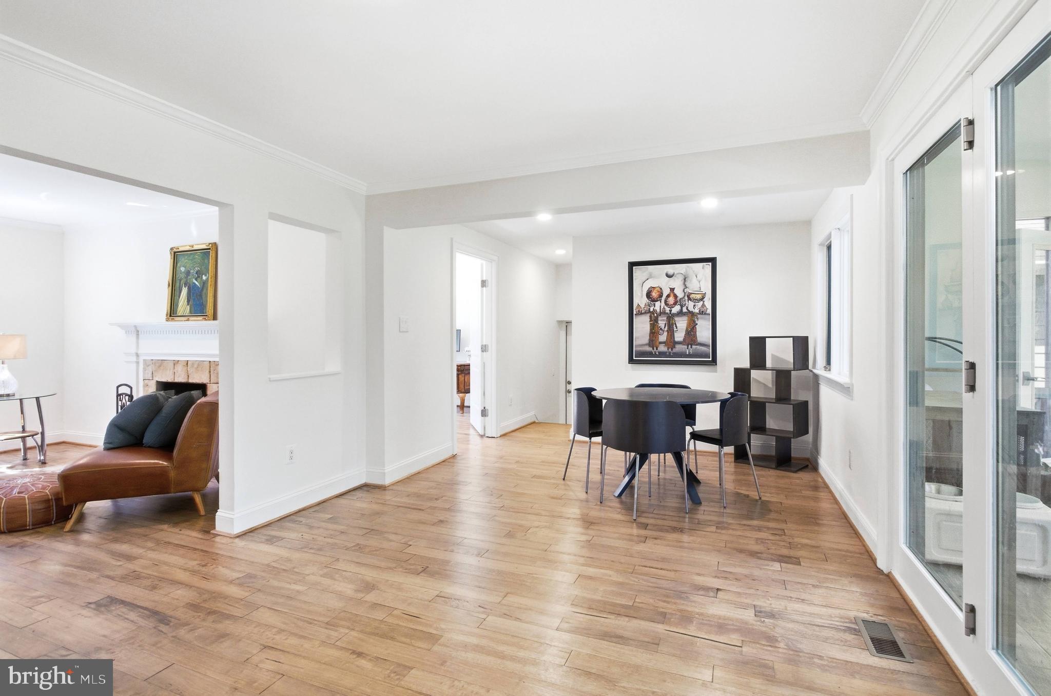 11306 Vale Road Oakton, VA 22124 - Photo 21 of 74