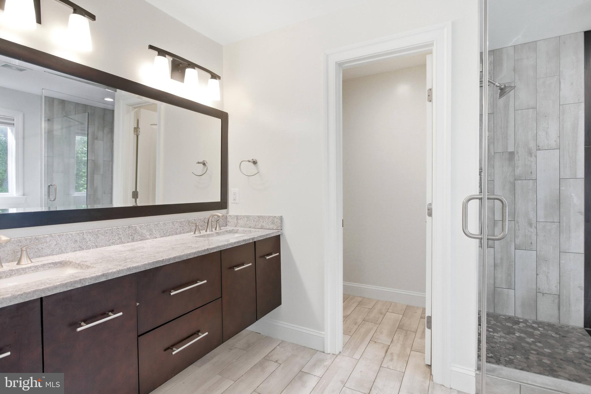 11306 Vale Road Oakton, VA 22124 - Photo 31 of 74