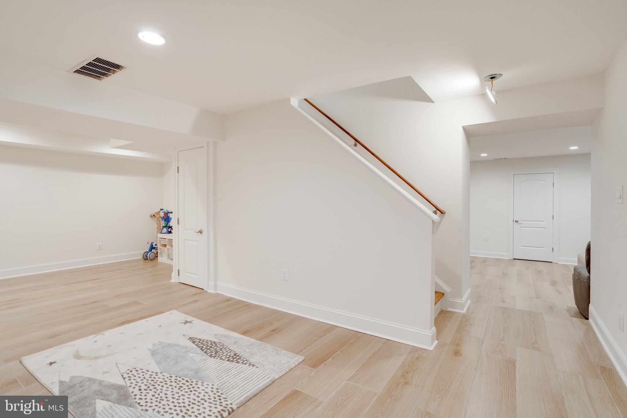 11306 Vale Road Oakton, VA 22124 - Photo 43 of 74