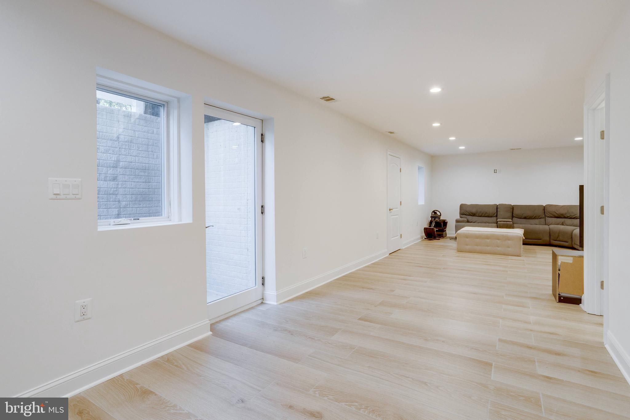11306 Vale Road Oakton, VA 22124 - Photo 45 of 74