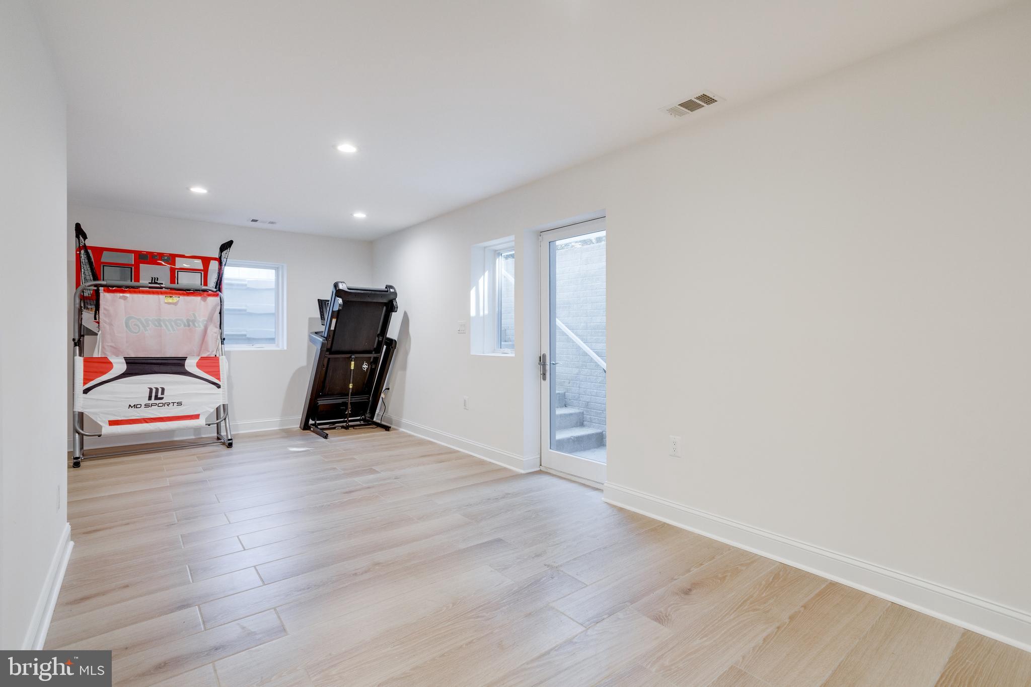 11306 Vale Road Oakton, VA 22124 - Photo 46 of 74