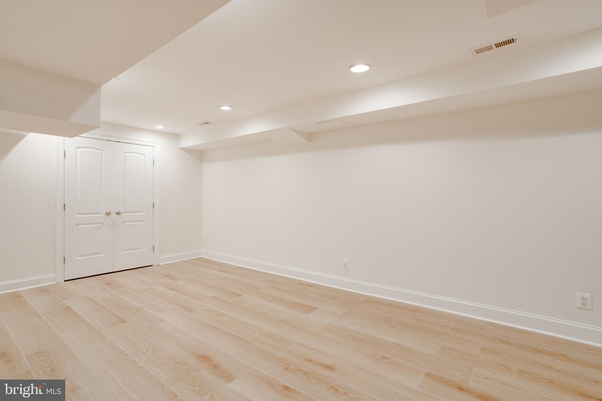 11306 Vale Road Oakton, VA 22124 - Photo 50 of 74