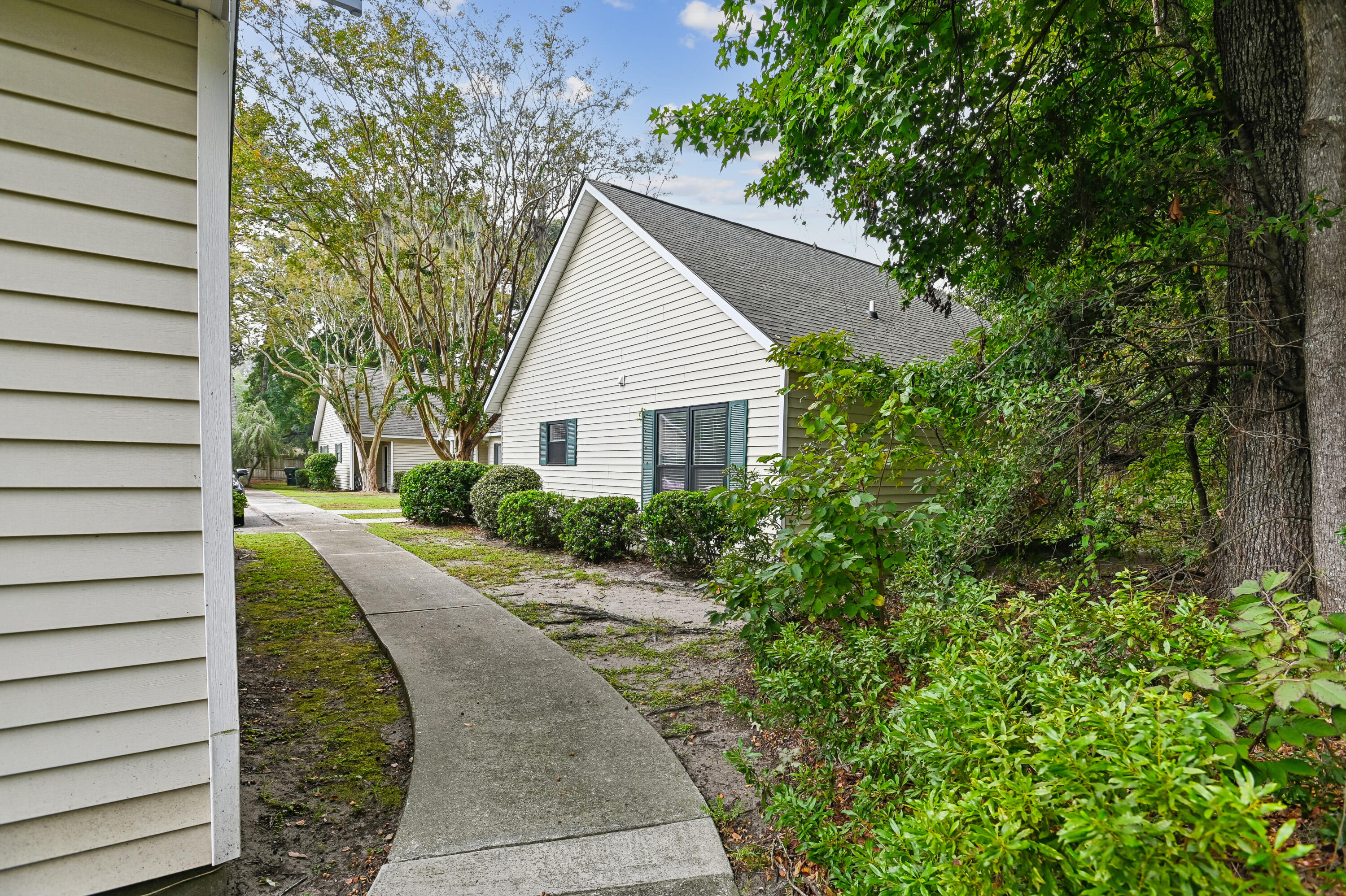 905 Burnley Road, Unit D Charleston, SC 29414 - Photo 41 of 44 32-Front_Elevation
