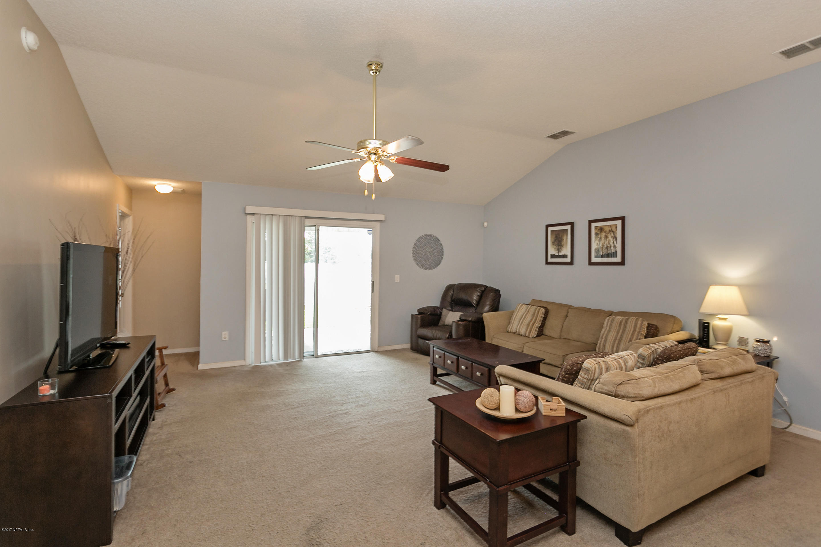 632 East Red House Branch Road St. Augustine, FL 32084 - Photo 10 of 26 010_Living Room