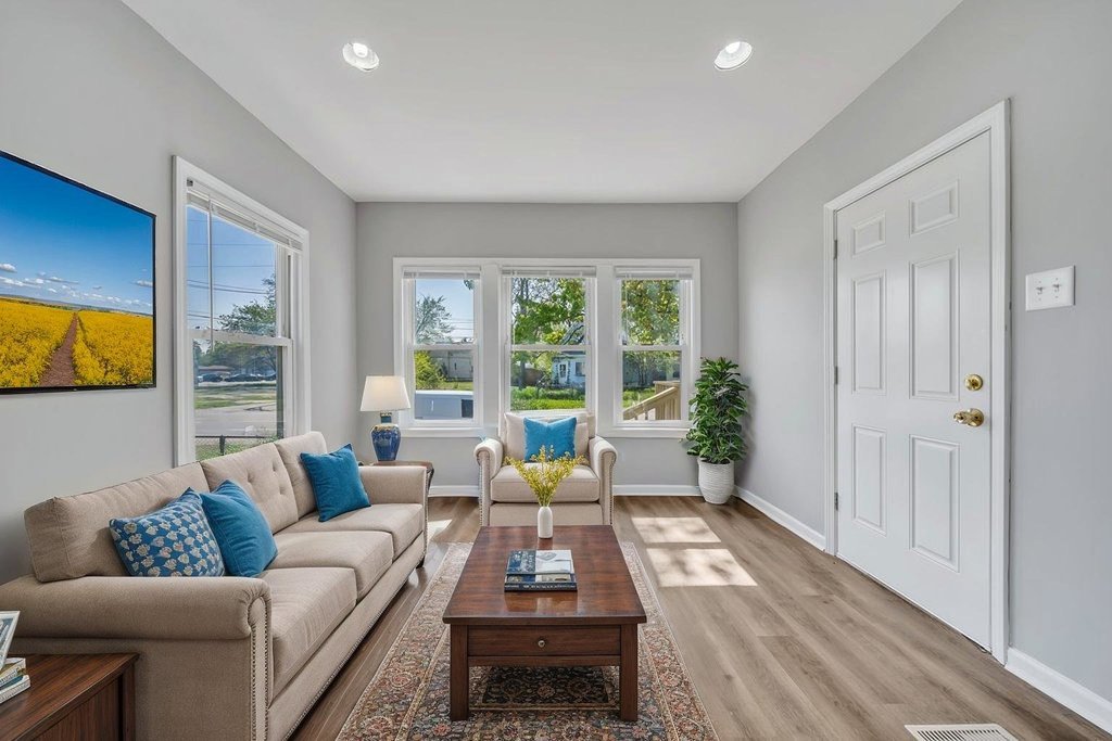 14631 Vincennes Road Harvey, IL 60426 - Photo 2 of 34