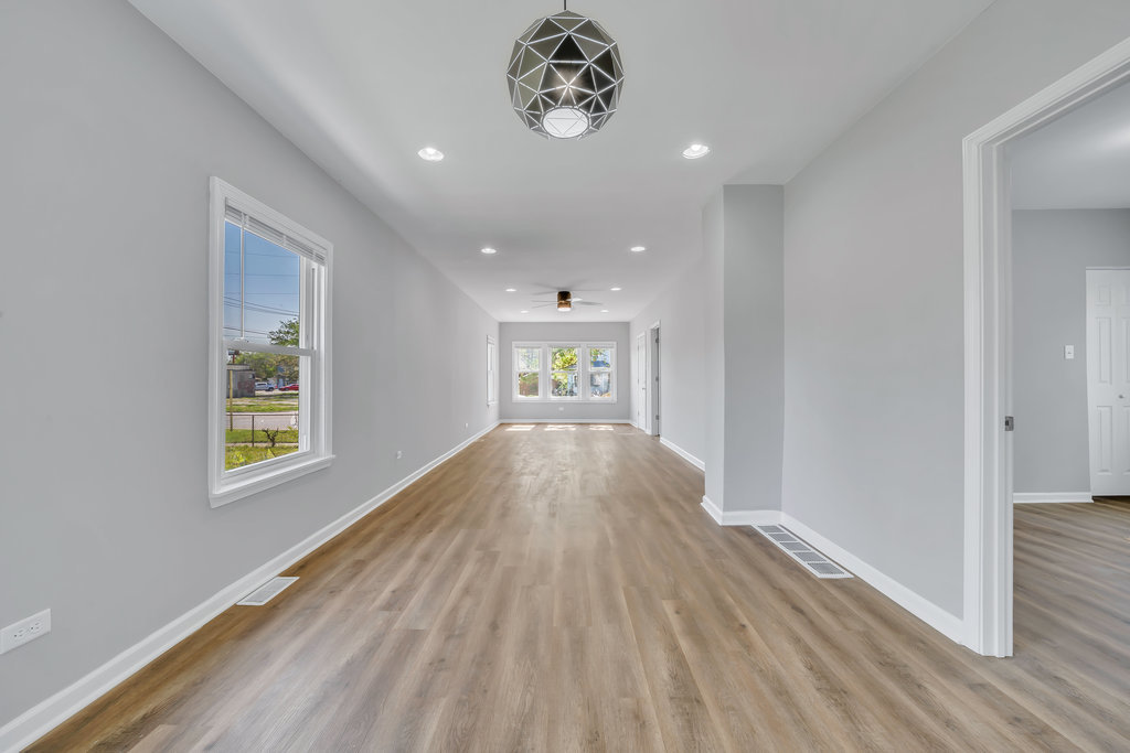 14631 Vincennes Road Harvey, IL 60426 - Photo 9 of 34