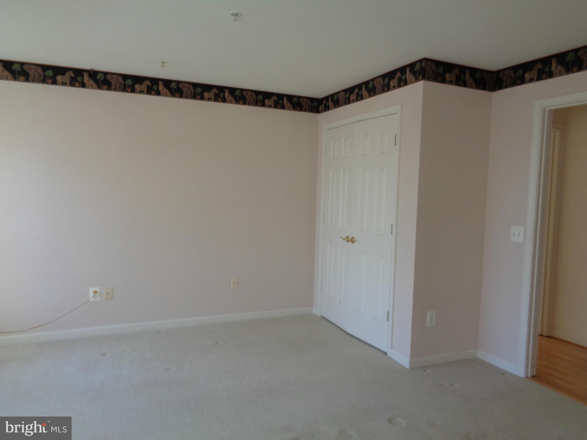12330 Rosslare Ridge Road, Unit 306 Lutherville-Timonium, MD 21093 - Photo 20 of 29 Family Room