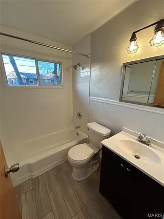 $1,350 | 10948 Brookings Drive, St. Louis, MO 63123