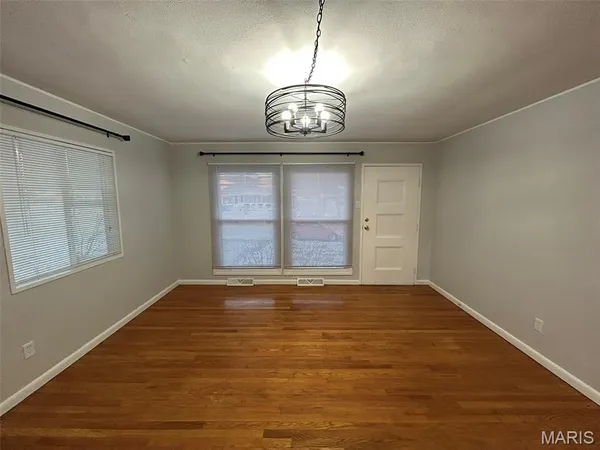 $1,350 | 10948 Brookings Drive, St. Louis, MO 63123