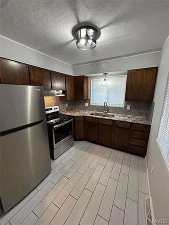 $1,350 | 10948 Brookings Drive, St. Louis, MO 63123