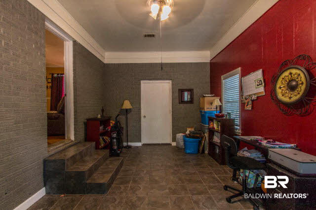 3131 North Pinetucky Road Mobile, AL 36618 - Photo 11 of 15