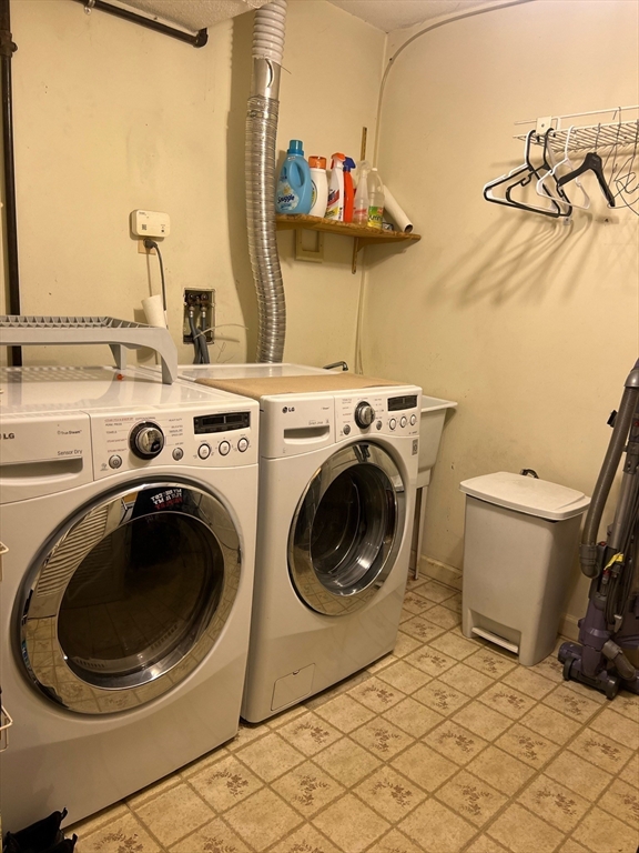 137 Benz Street Springfield, MA 01118 - Photo 18 of 20