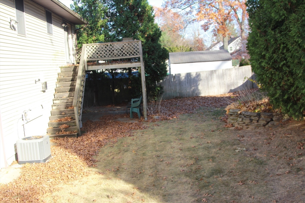 137 Benz Street Springfield, MA 01118 - Photo 20 of 20