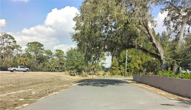 $50,000 | Suwanee Avenue, LaBelle, FL 33935