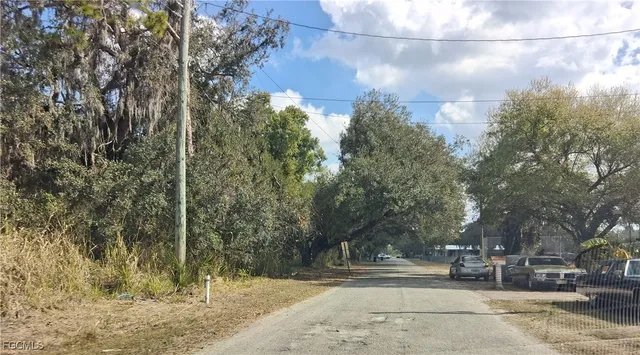 $50,000 | Suwanee Avenue, LaBelle, FL 33935