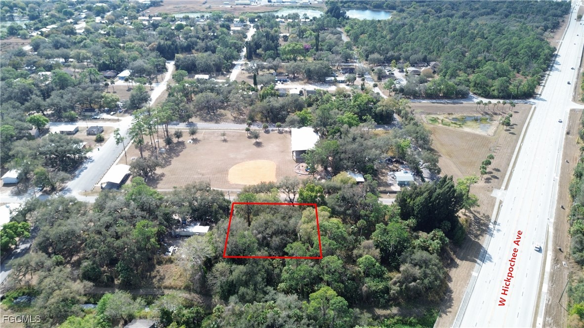 Suwanee Avenue LaBelle, FL 33935 - Photo 10 of 17