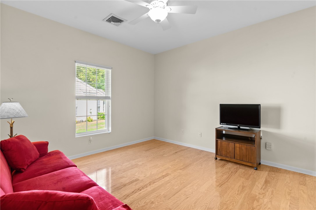 23 Cambridge Circle Smithfield, RI 02917 - Photo 11 of 49