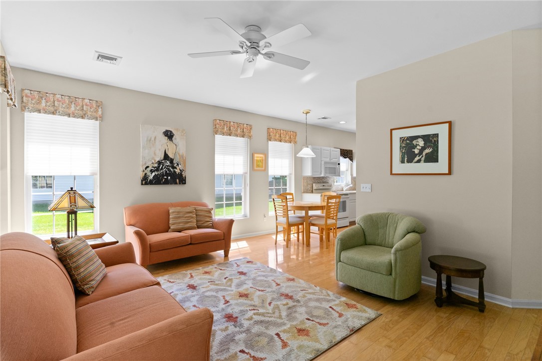 23 Cambridge Circle Smithfield, RI 02917 - Photo 27 of 49