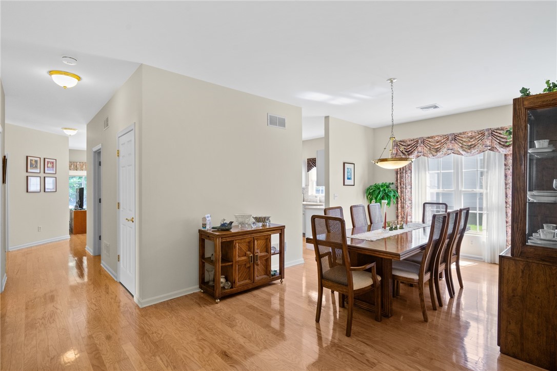 23 Cambridge Circle Smithfield, RI 02917 - Photo 37 of 49