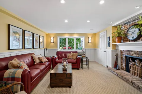 $1,100,000 | 1330 Urbandale Lane North, Plymouth, MN 55447