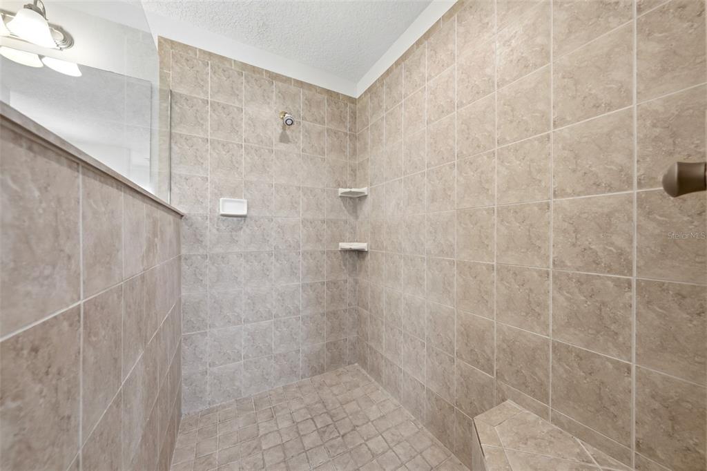 14433 Lake Yale Road Umatilla, FL 32784 - Photo 17 of 38