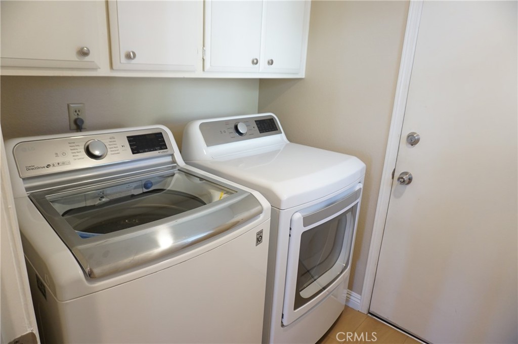 19584 Shadow Glen Circle Porter Ranch, CA 91326 - Photo 19 of 75