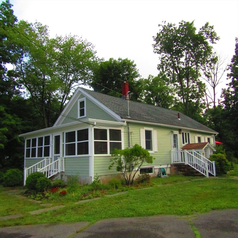 465 Spring Street Northampton, MA 01053 - Photo 1 of 30