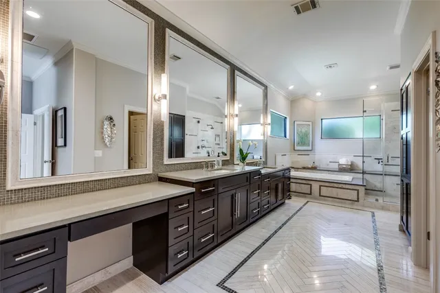 $1,530,000 | 2801 Barton Point Drive, Austin, TX 78733