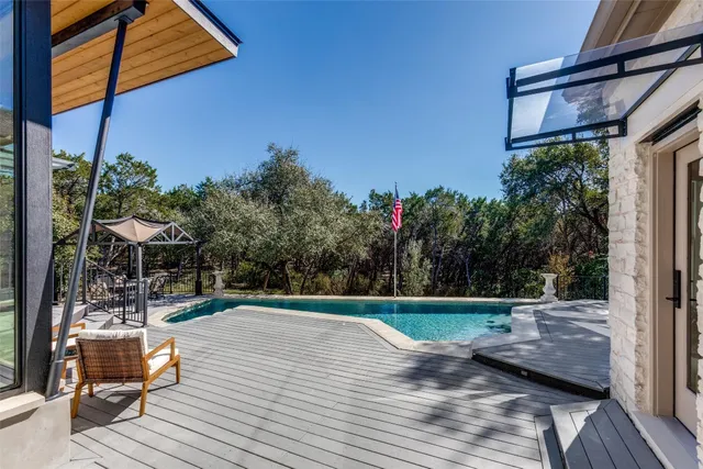 $1,530,000 | 2801 Barton Point Drive, Austin, TX 78733