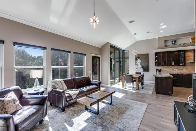 $1,530,000 | 2801 Barton Point Drive, Austin, TX 78733