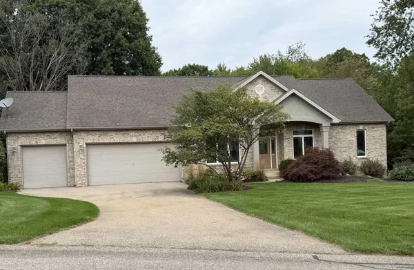 $675,000 | 4786 Sunflower Ridge Drive Northeast, Ada, MI 49301
