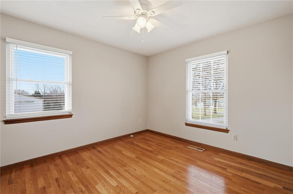 3111 South Fields Road Oak Grove, MO 64075 - Photo 20 of 36