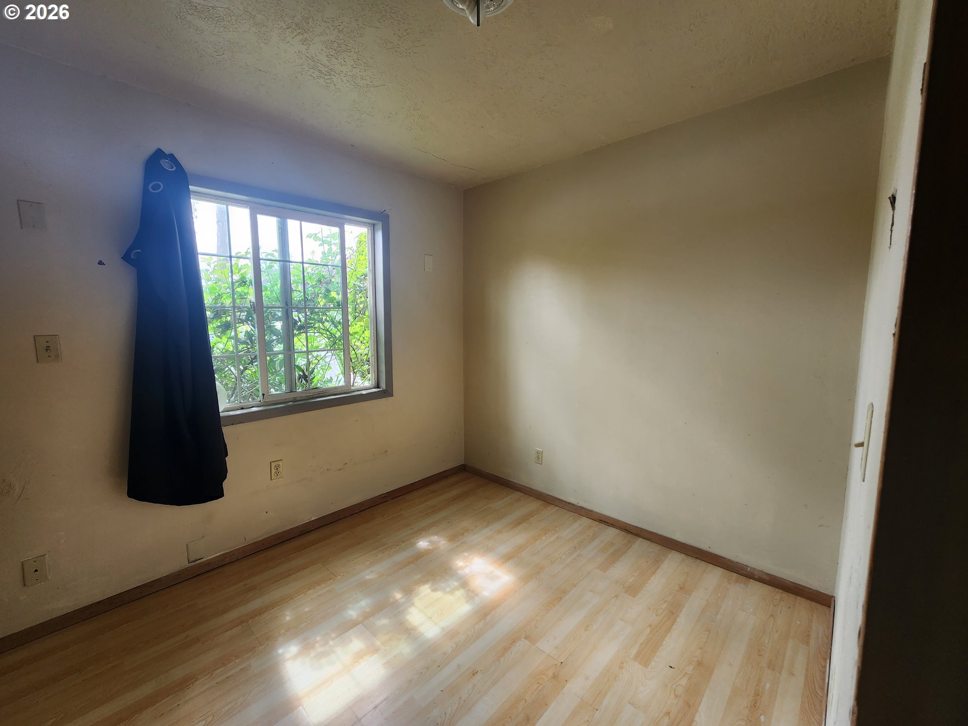 7929 Southeast Duke Street Portland, OR 97206 - Photo 13 of 19