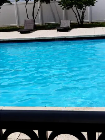 $2,000 | 6045 Northwest 186th Street, Unit 304, Hialeah, FL 33015