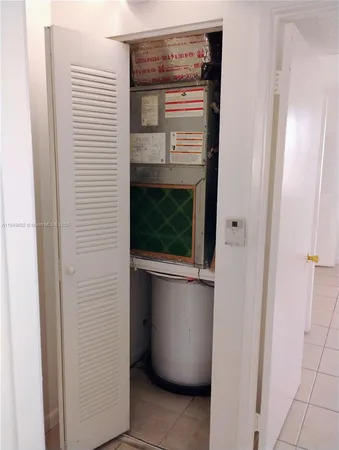 $2,000 | 6045 Northwest 186th Street, Unit 304, Hialeah, FL 33015