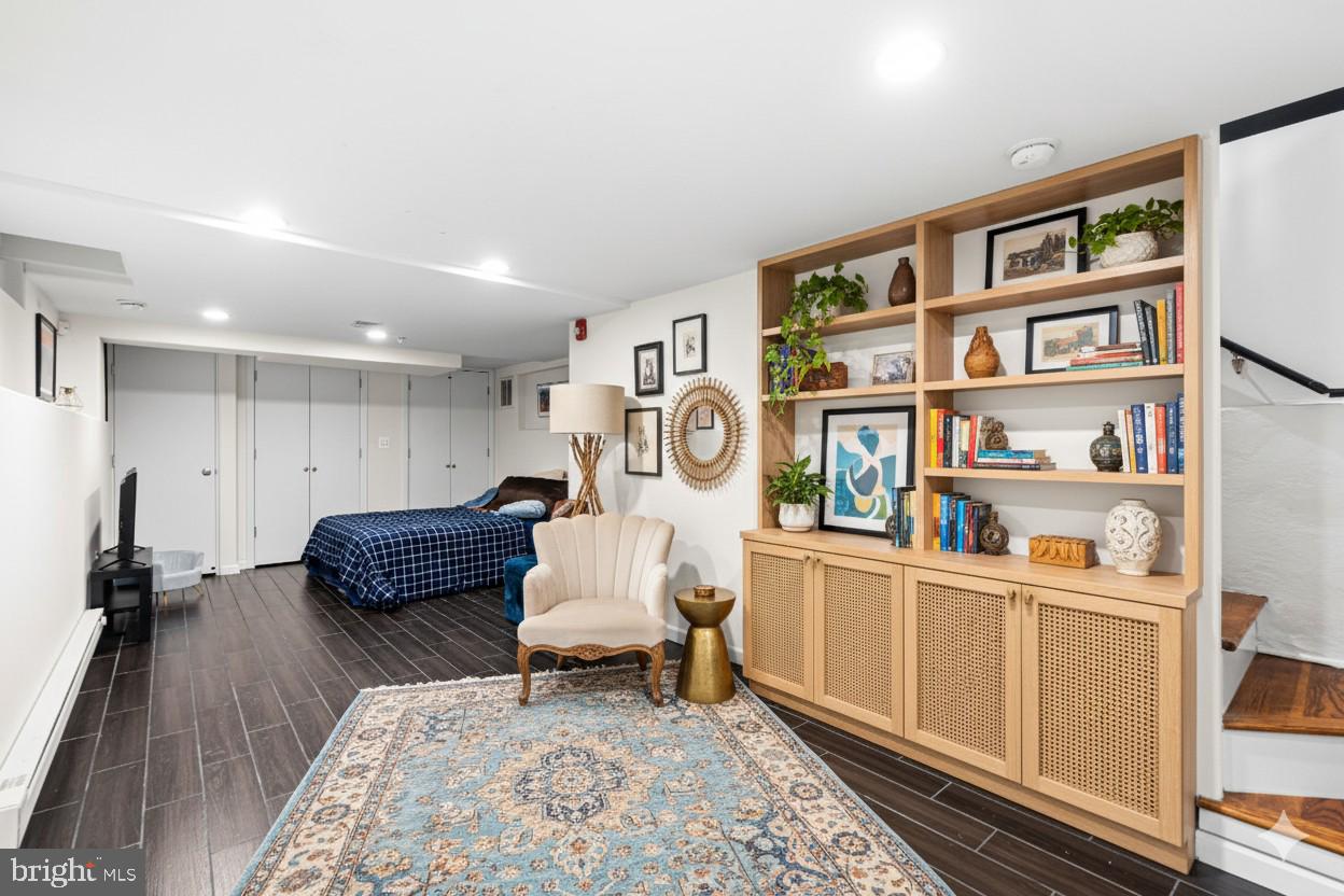 729 South 12th Street, Unit 101 Philadelphia, PA 19147 - Photo 9 of 25 virtual den area