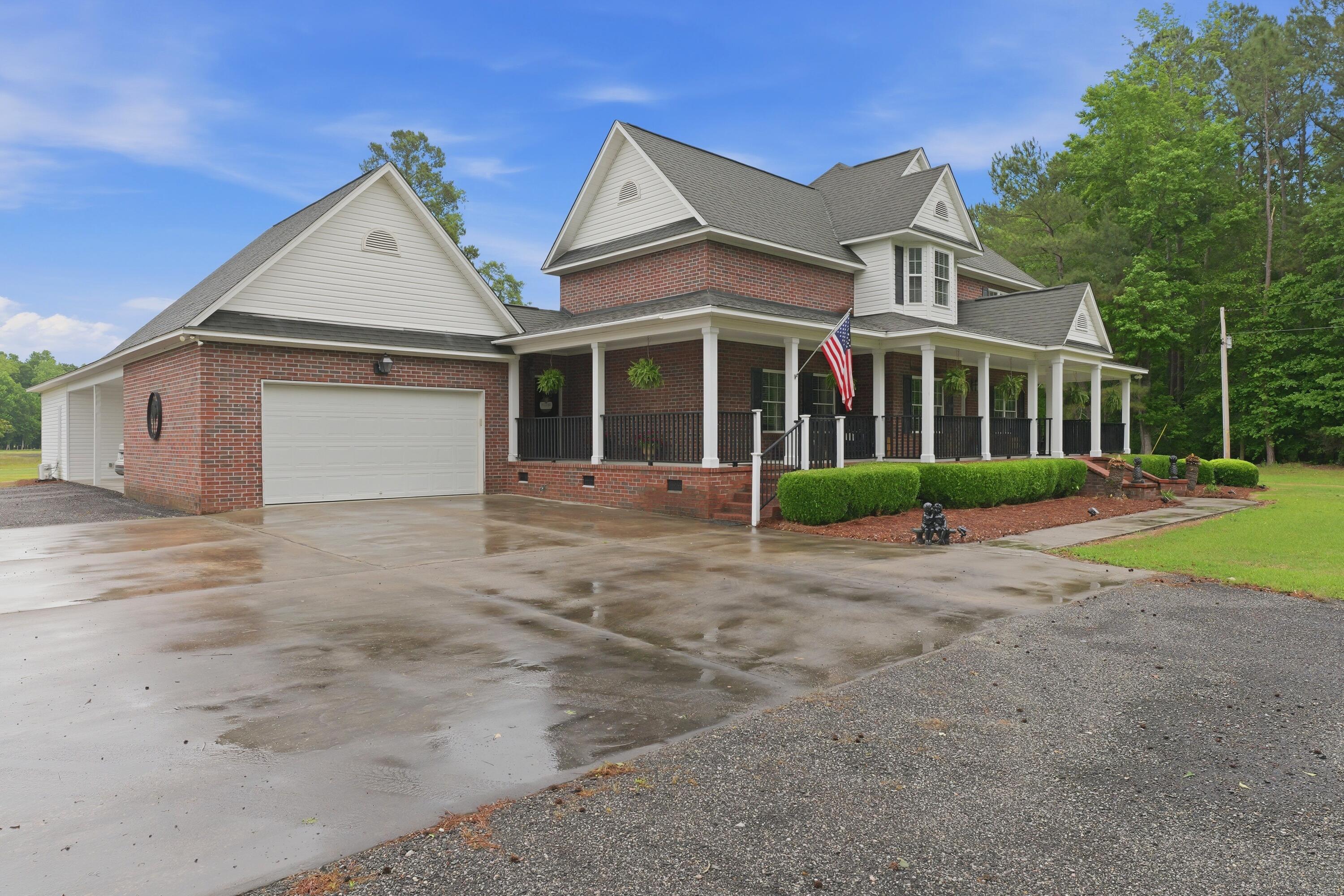 346 Duncan Chapel Road Harleyville, SC 29448 - Photo 2 of 34